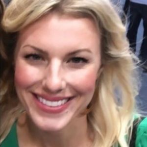 Meet your Posher, Devin